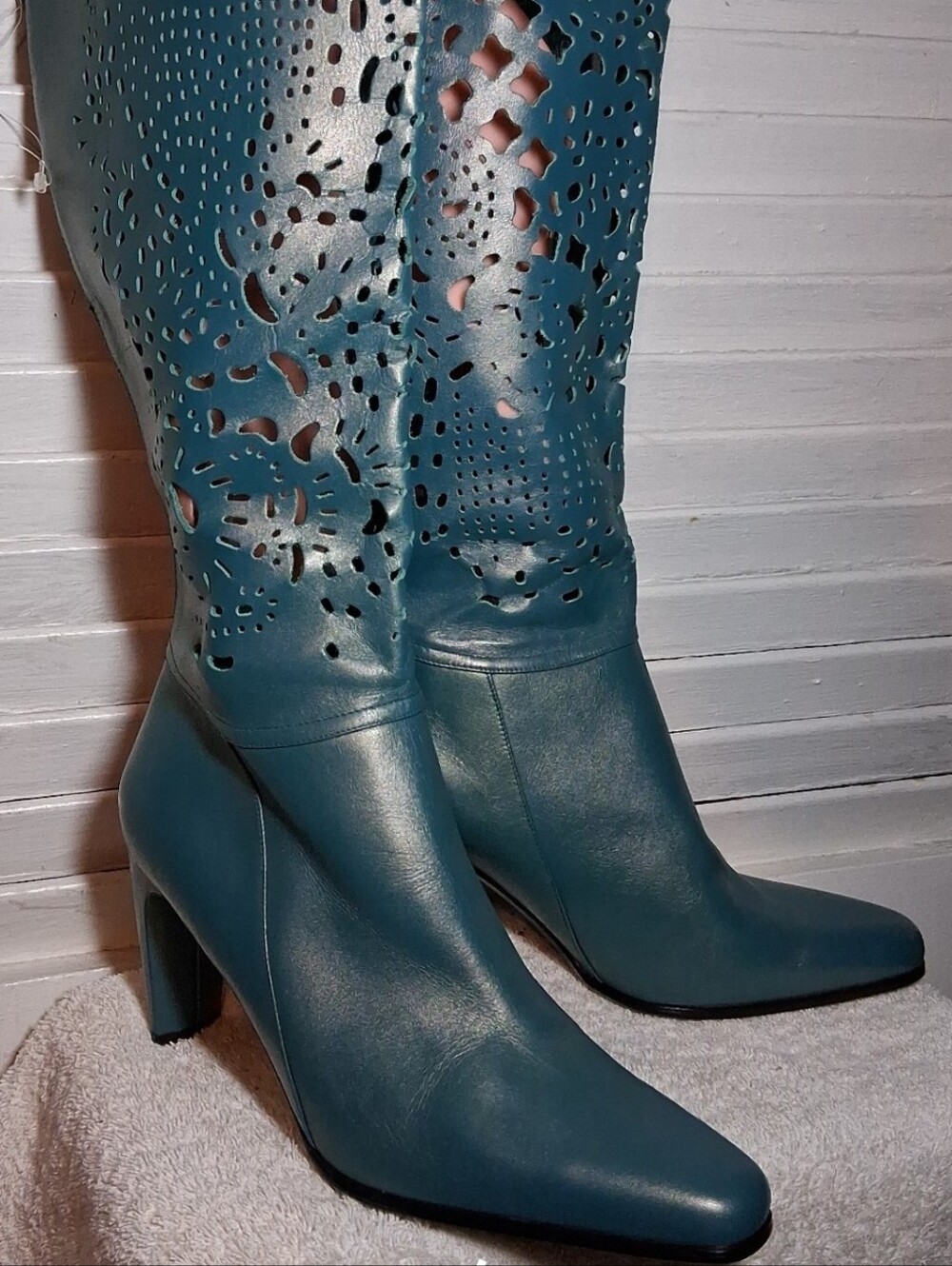 Rare Bellini Knee Boots